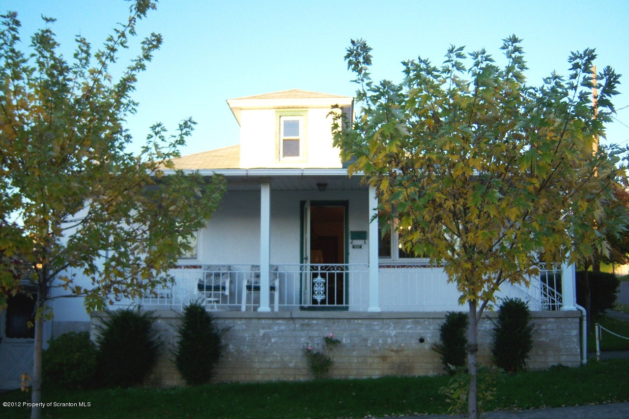 515 Butler Street Dunmore, PA 18512 - Photo 1 of 24 Gallery Image 1