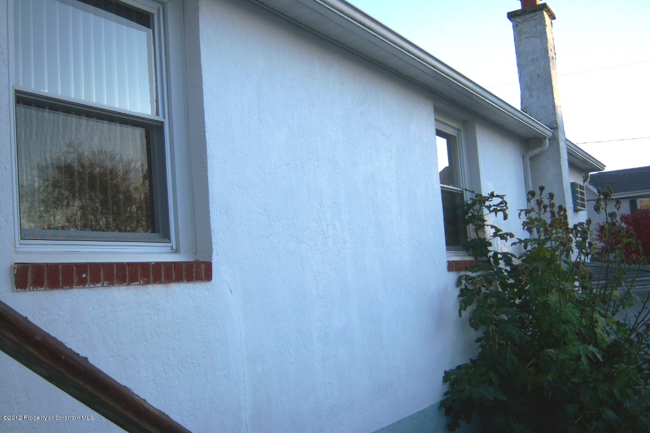 515 Butler Street Dunmore, PA 18512 - Photo 17 of 24 Gallery Image 17