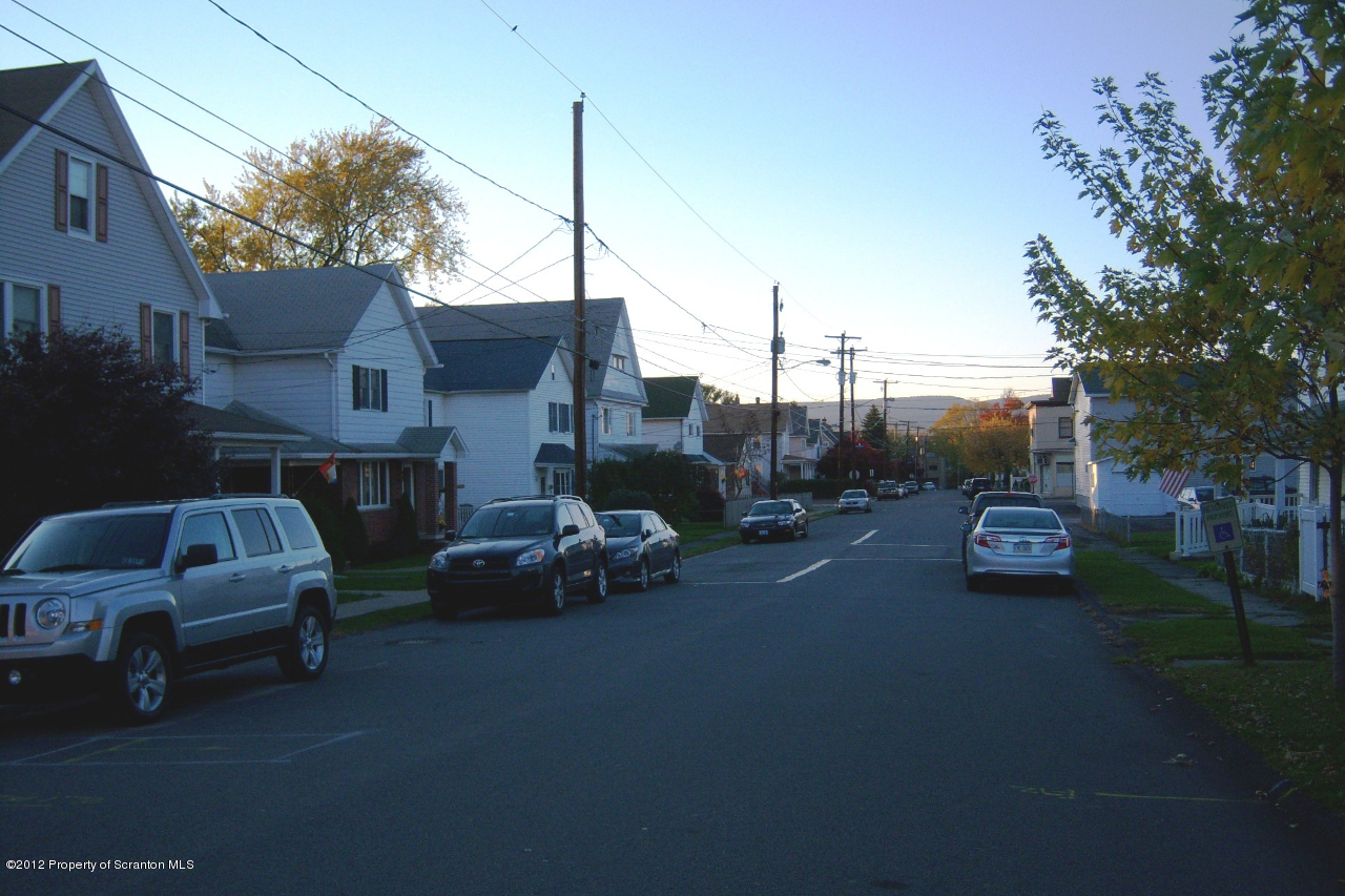 515 Butler Street Dunmore, PA 18512 - Photo 22 of 24 Gallery Image 22