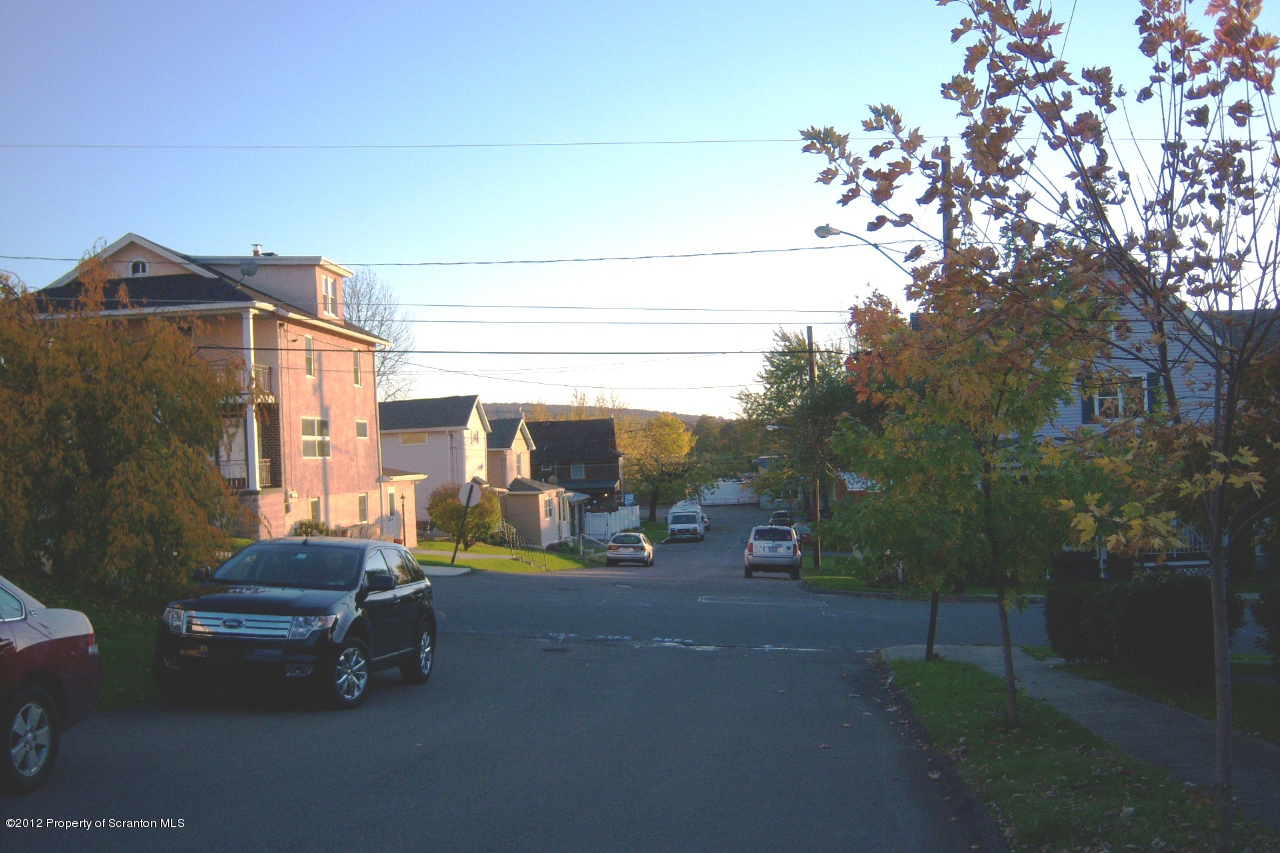 515 Butler Street Dunmore, PA 18512 - Photo 23 of 24 Gallery Image 23