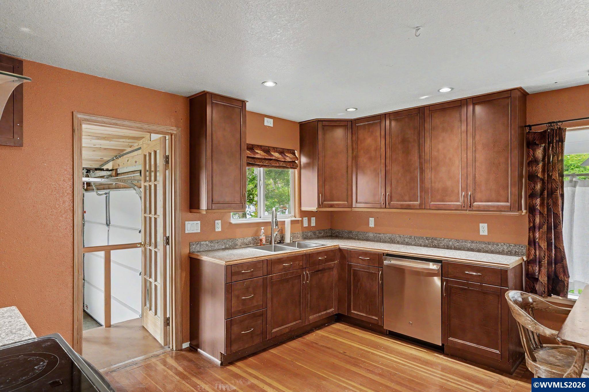 508 South 2nd Street Silverton, OR 97381 - Photo 10 of 29