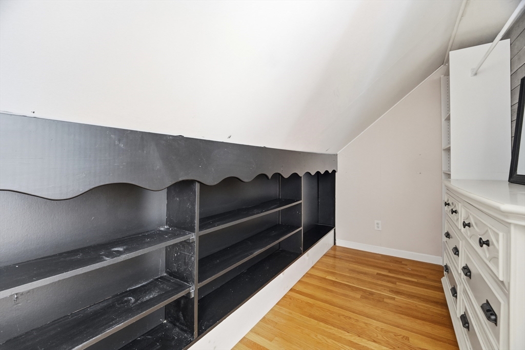 12 Bruce Street Worcester, MA 01604 - Photo 20 of 31