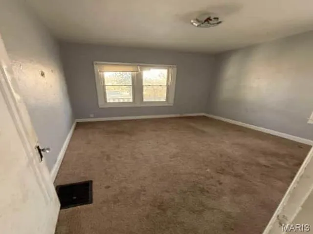 $31,800 | 70 Briar Hill Road, Belleville, IL 62223