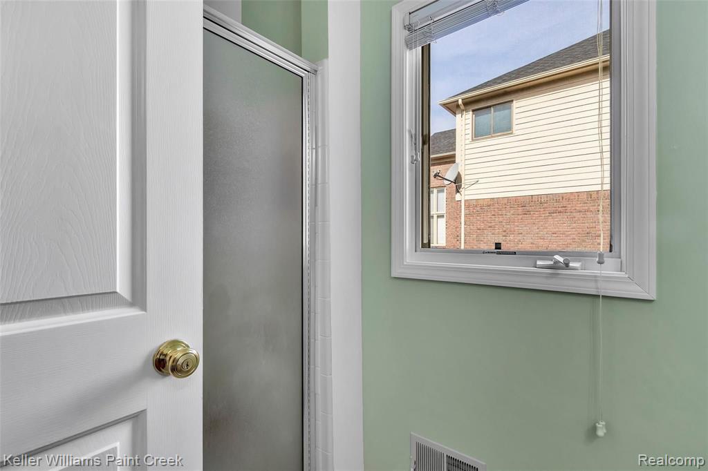 2040 Somerville Road Rochester Hills, MI 48307 - Photo 21 of 63