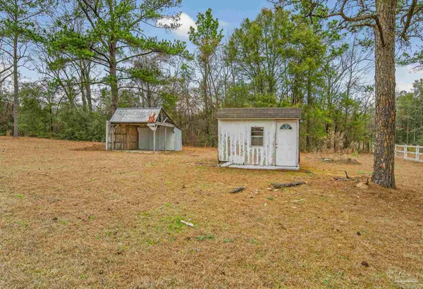 $149,900 | 1950 Christian Home Drive, McDavid, FL 32568