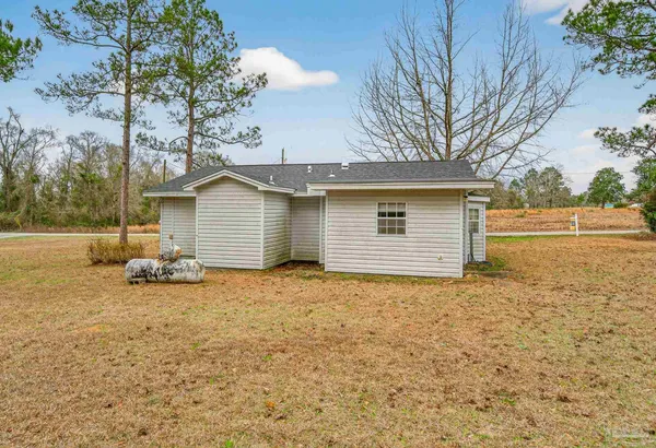 $149,900 | 1950 Christian Home Drive, McDavid, FL 32568