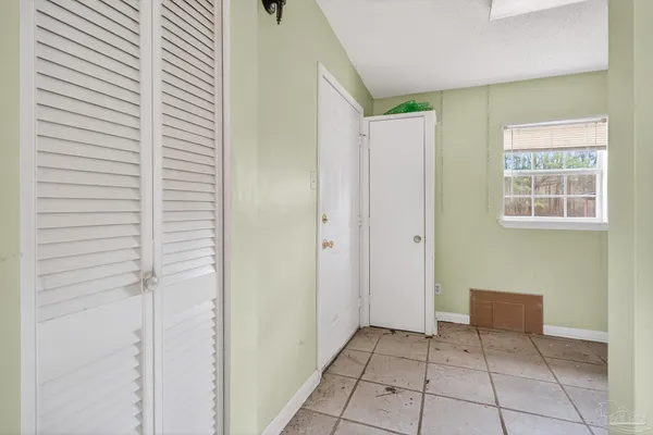 $149,900 | 1950 Christian Home Drive, McDavid, FL 32568