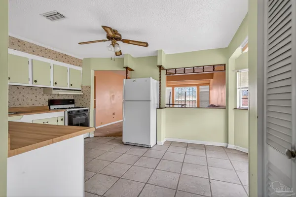 $149,900 | 1950 Christian Home Drive, McDavid, FL 32568