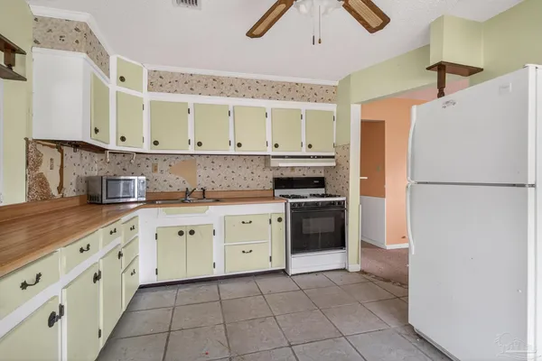 $149,900 | 1950 Christian Home Drive, McDavid, FL 32568