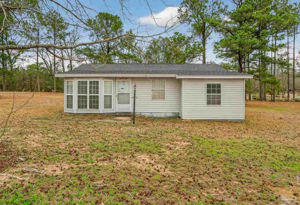 $149,900 | 1950 Christian Home Drive, McDavid, FL 32568