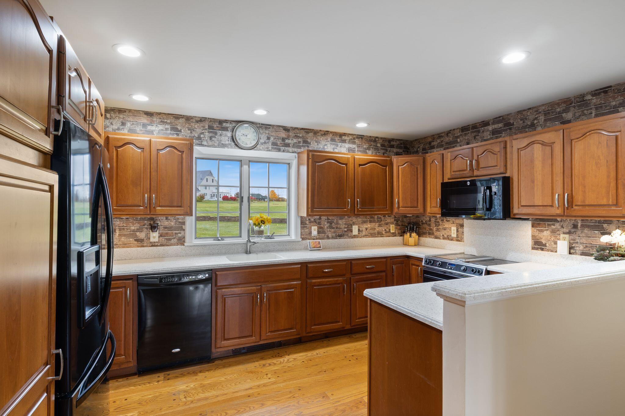 6 Windy Ridge Lane Springvale, ME 04083 - Photo 11 of 54 6_Windy_Ridge_Ln_11