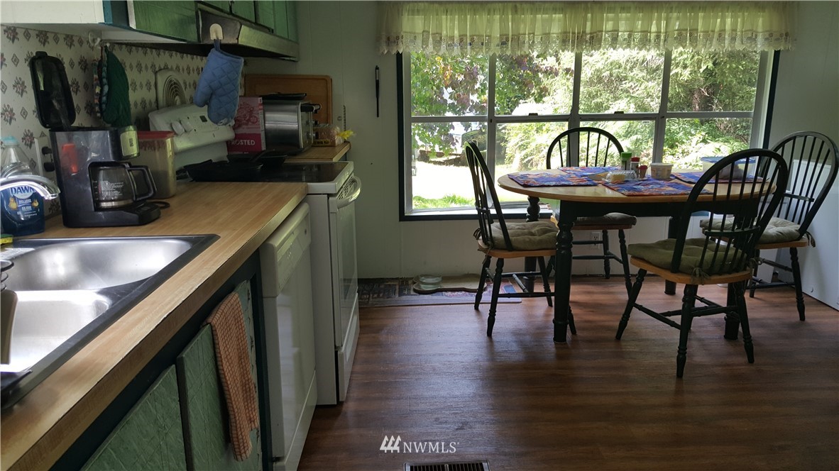 31007 Sandridge Road Ocean Park, WA 98640 - Photo 2 of 16 Gallery Image 2