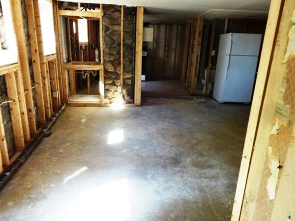 8 Baker Road, Unit 1 Nahant, MA 01908 - Photo 6 of 11 Gallery Image 6