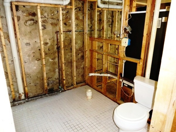 8 Baker Road, Unit 1 Nahant, MA 01908 - Photo 7 of 11 Gallery Image 7