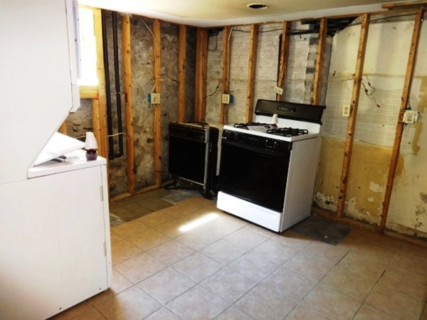 8 Baker Road, Unit 1 Nahant, MA 01908 - Photo 9 of 11 Gallery Image 9