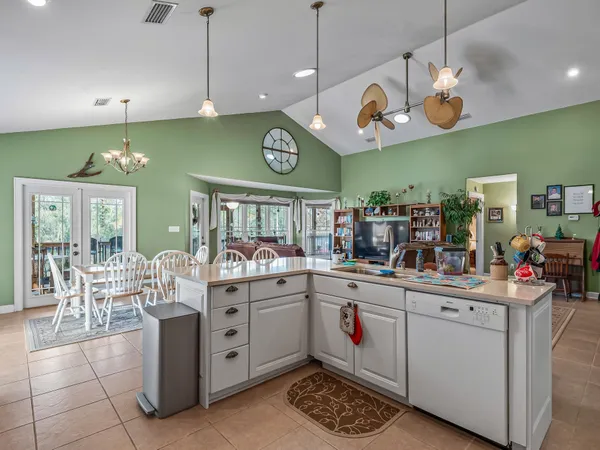 $624,900 | 9 Christy Lane, Sopchoppy, FL 32358