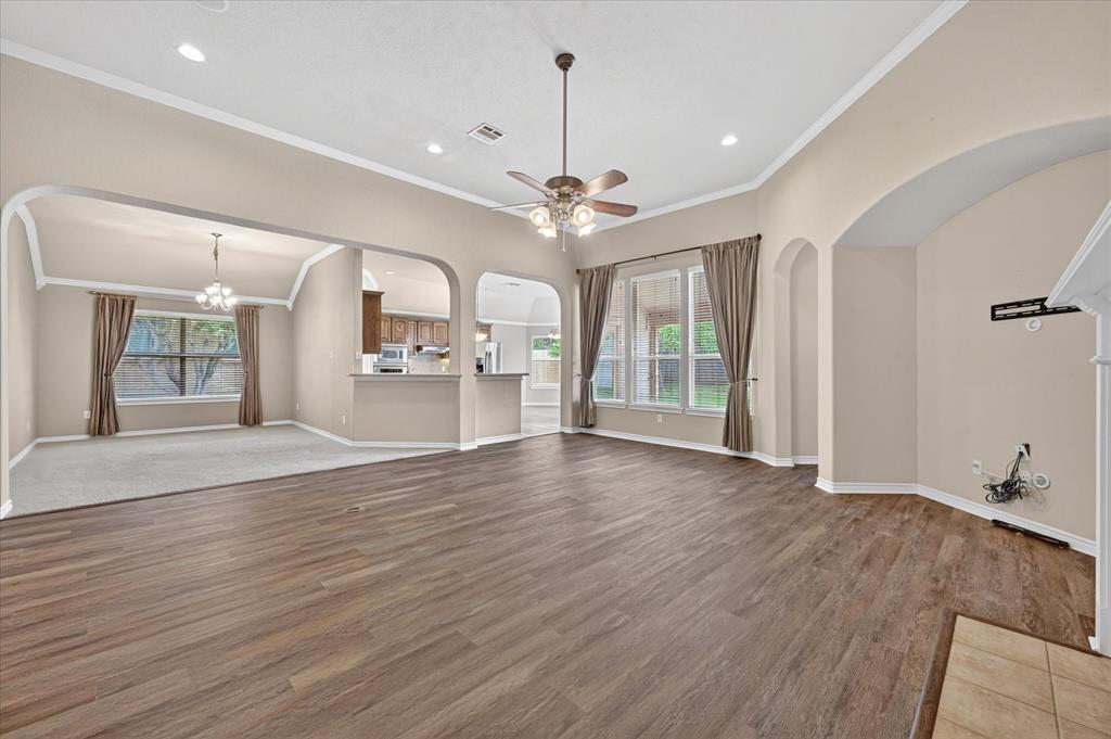 406 Charlie Way Weatherford, TX 76087 - Photo 8 of 29