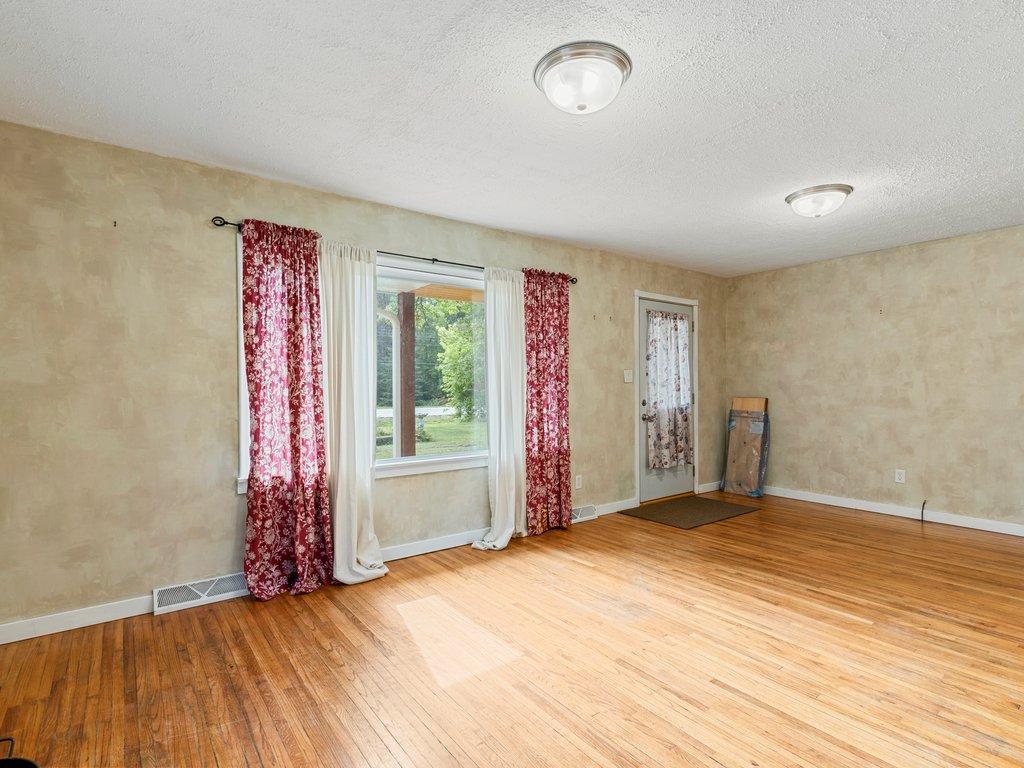 9750 Wise Road Brainerd, MN 56401 - Photo 6 of 23 Gallery Image 6
