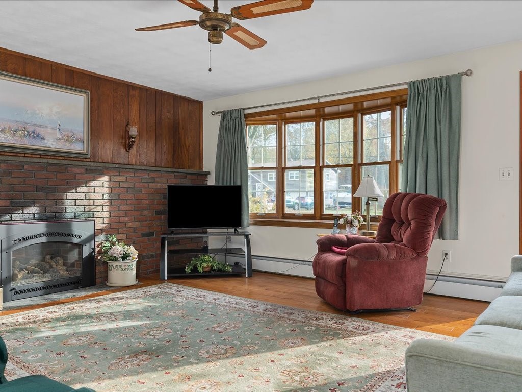 13 Lakeside Drive Westerly, RI 02891 - Photo 13 of 28