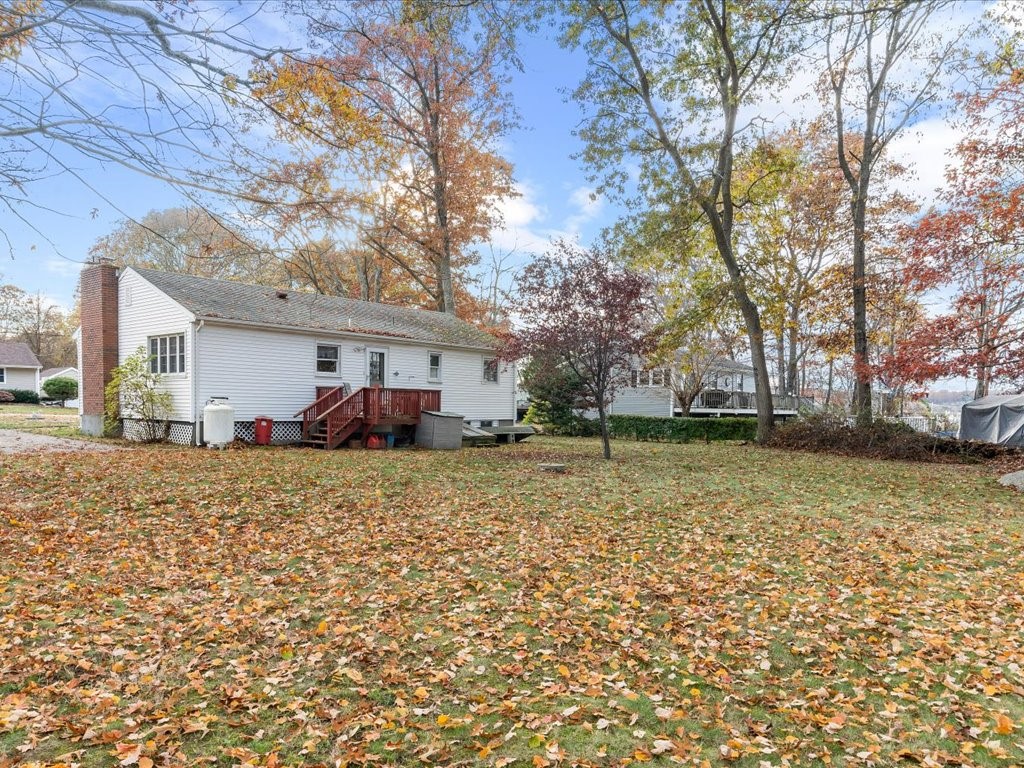 13 Lakeside Drive Westerly, RI 02891 - Photo 23 of 28