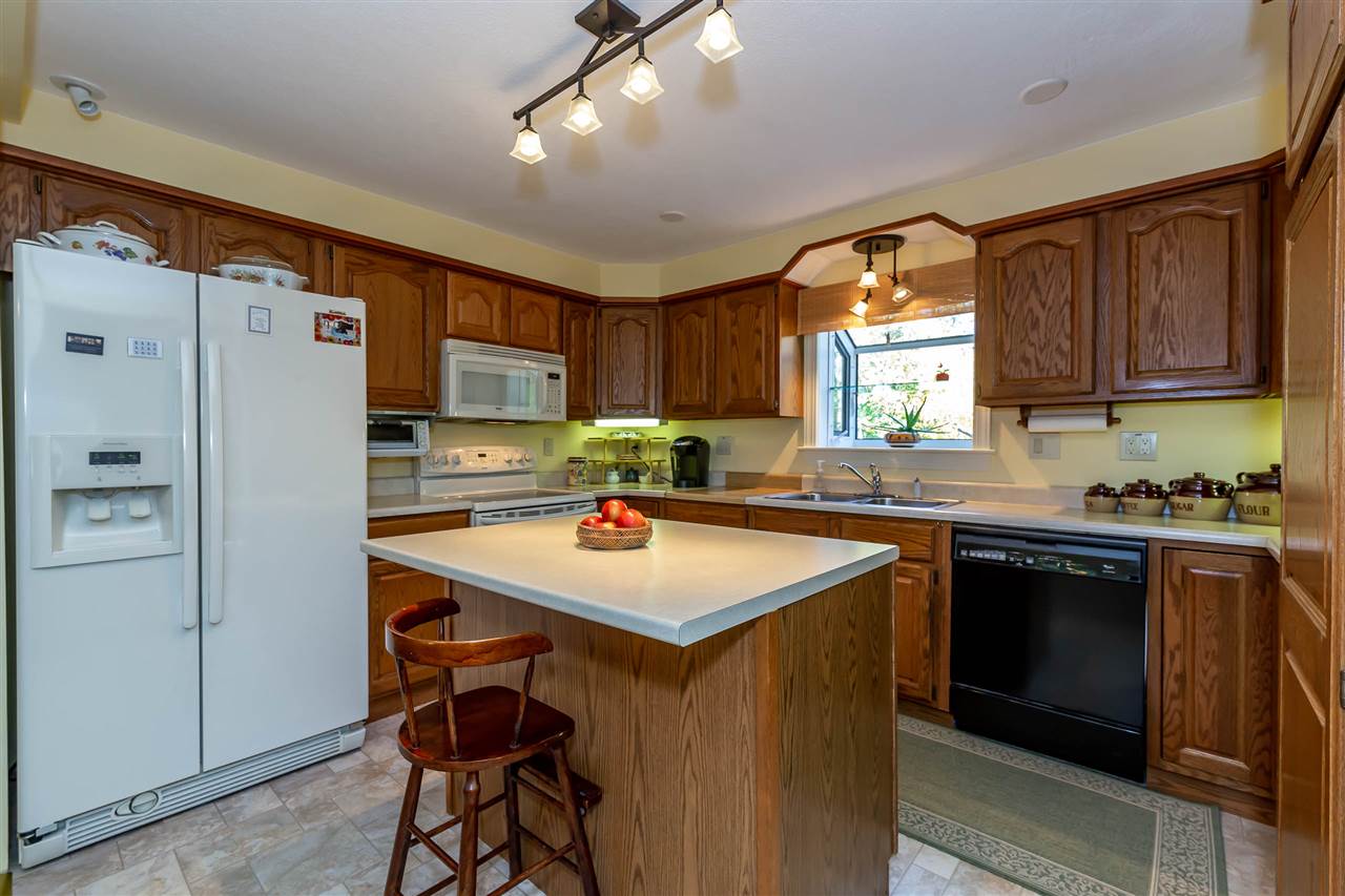 242 Hayden Road Hollis, NH 03049 - Photo 6 of 34