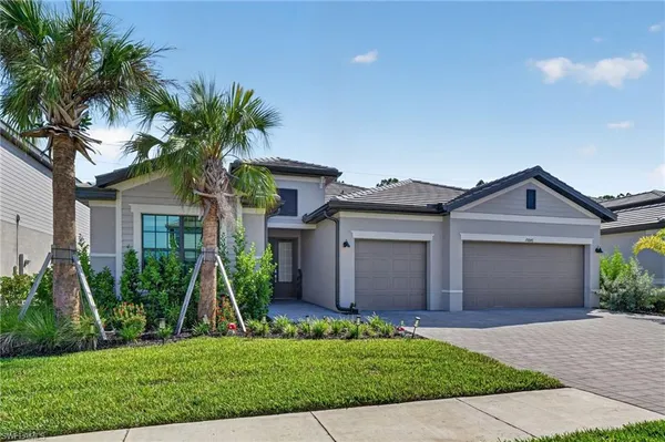 $525,000 | 10646 Timber Creek Drive, Fort Myers, FL 33913