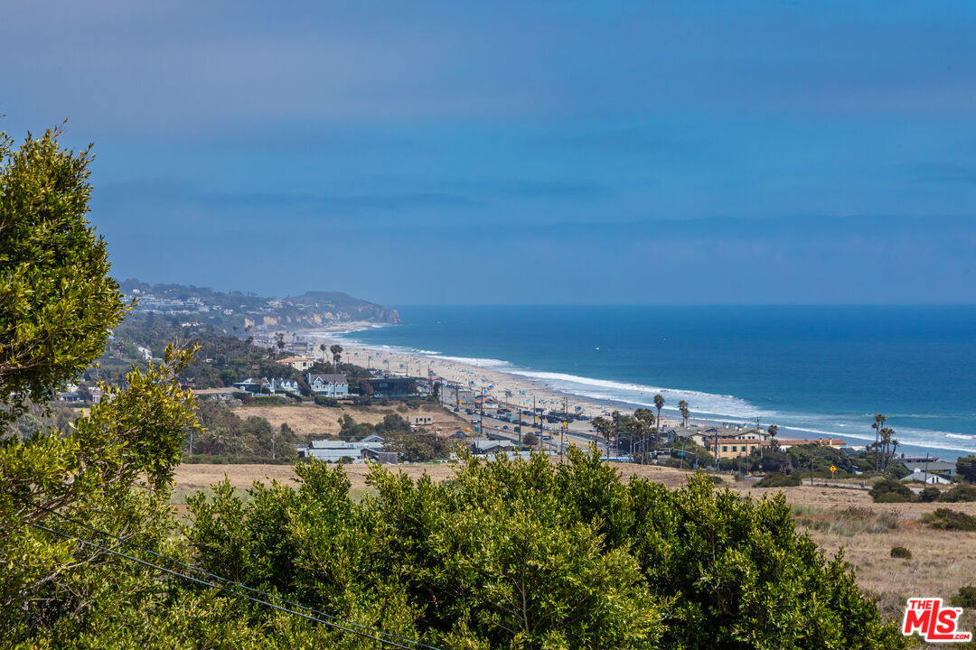 31113 Bailard Road, Unit A Malibu, CA 90265 - Photo 19 of 29