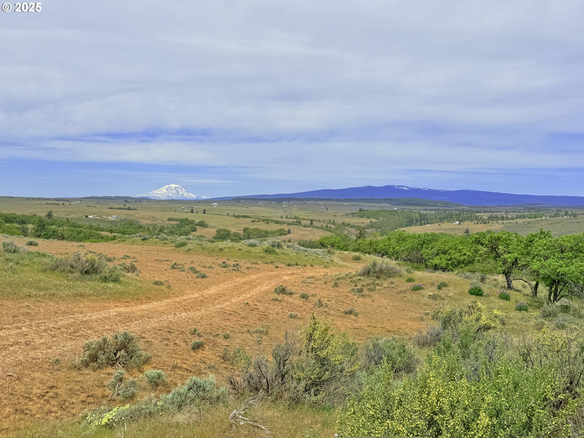 Off Gnarly Oaks Goldendale, WA 98620 - Photo 14 of 43 a view of an ocean beach