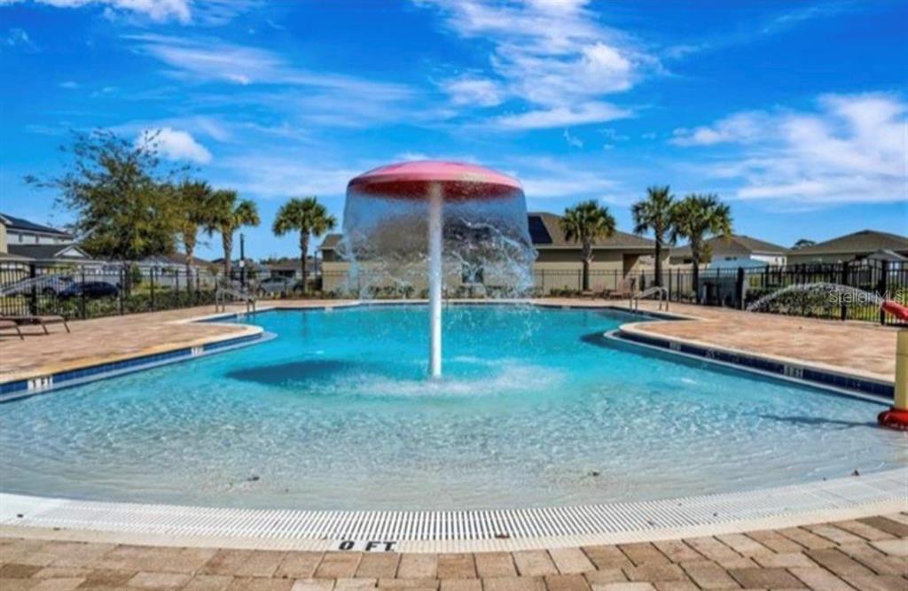 244 Hamlet Loop Davenport, FL 33837 - Photo 2 of 12