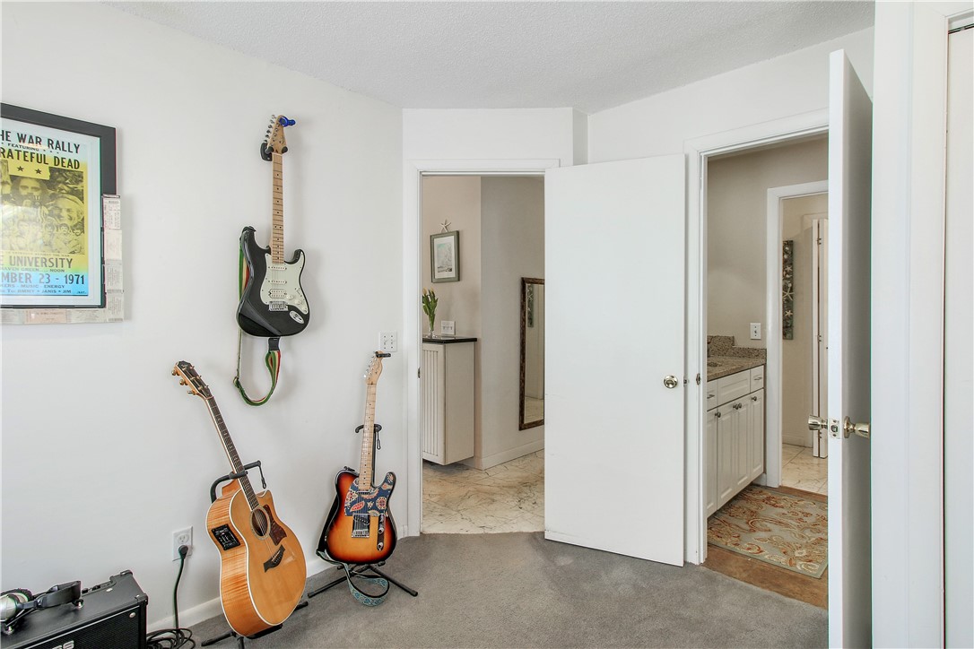 36 Cosmo Street Westerly, RI 02891 - Photo 18 of 43