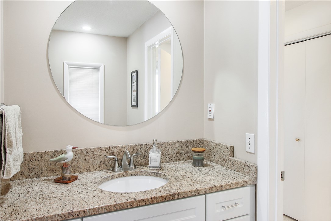 36 Cosmo Street Westerly, RI 02891 - Photo 20 of 43