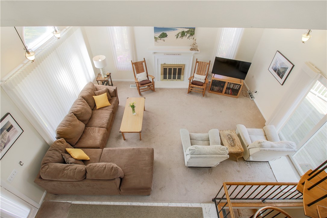 36 Cosmo Street Westerly, RI 02891 - Photo 21 of 43