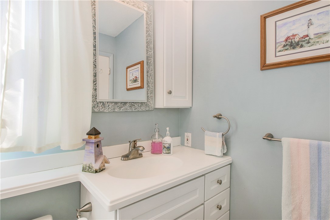 36 Cosmo Street Westerly, RI 02891 - Photo 37 of 43