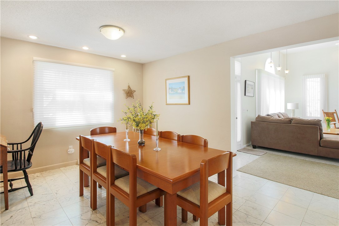 36 Cosmo Street Westerly, RI 02891 - Photo 9 of 43