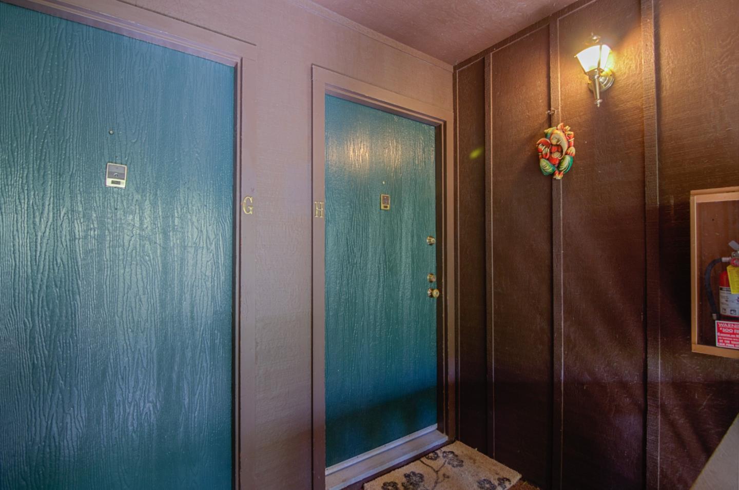 100 East Middlefield Road, Unit 1H Mountain View, CA 94043 - Photo 12 of 13 Gallery Image 12