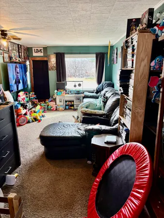 $109,900 | 112 West 11th Street, Evart, MI 49631