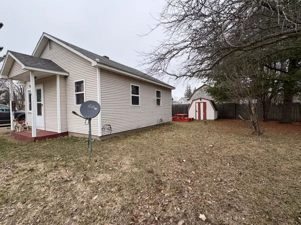 $109,900 | 112 West 11th Street, Evart, MI 49631