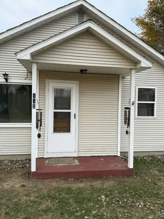 $109,900 | 112 West 11th Street, Evart, MI 49631