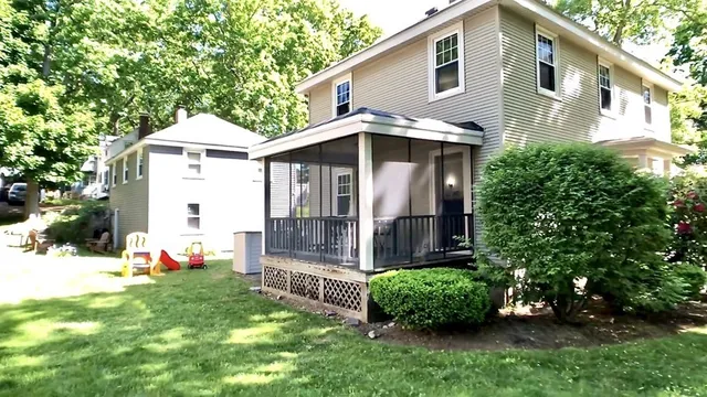 $3,800 | 8 Dunedin Road, Wellesley, MA 02481