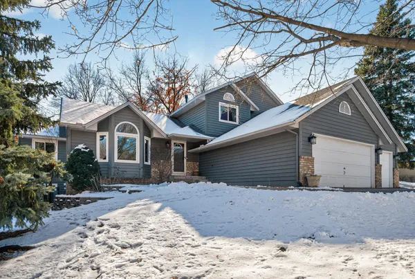 $550,000 | 11313 71st Avenue North, Maple Grove, MN 55369