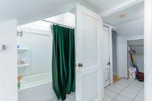 $360,000 | 35 Bacon Street, Warren, MA 01083