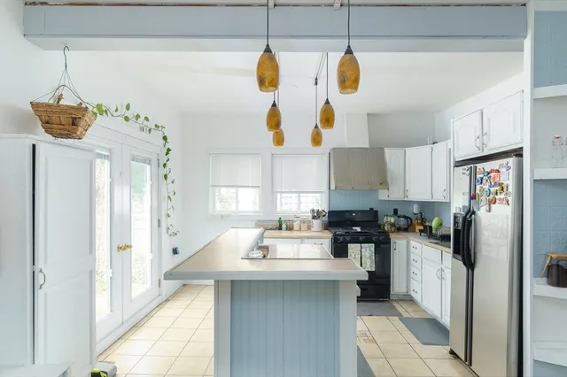 $360,000 | 35 Bacon Street, Warren, MA 01083