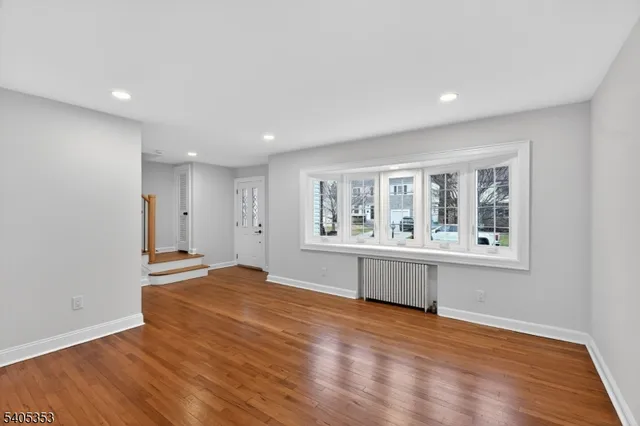 $749,999 | 3 White Terrace, Nutley, NJ 07110