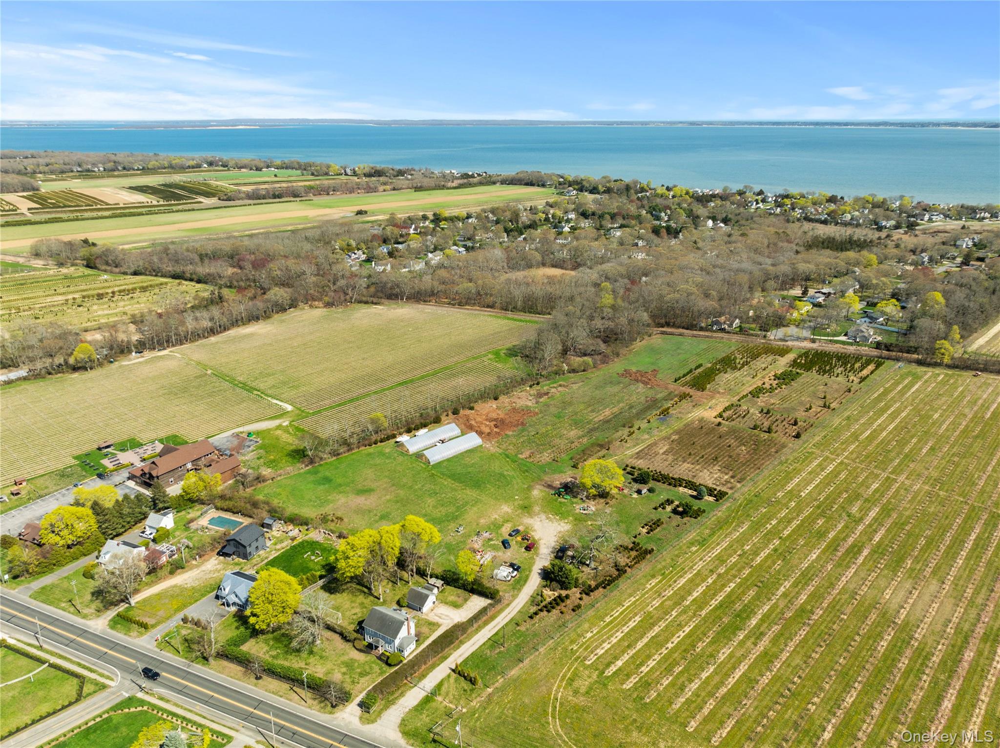 1705-1709 Main Road Jamesport, NY 11901 - Photo 4 of 11 a view of an ocean and beach