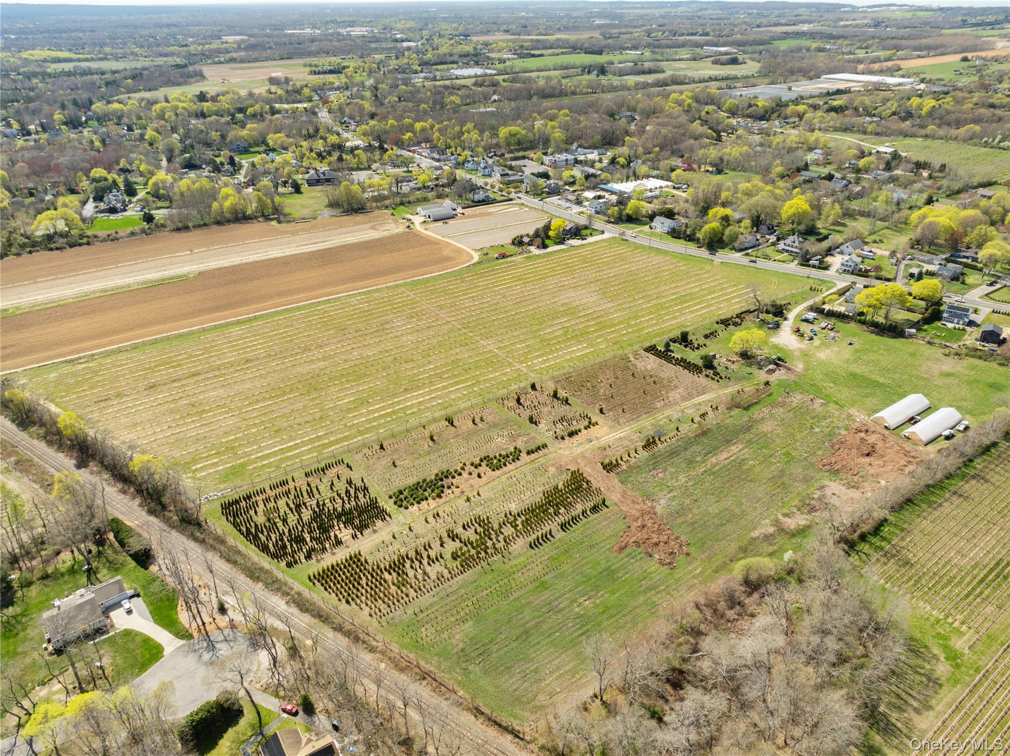 1705-1709 Main Road Jamesport, NY 11901 - Photo 8 of 11 a view of an ocean
