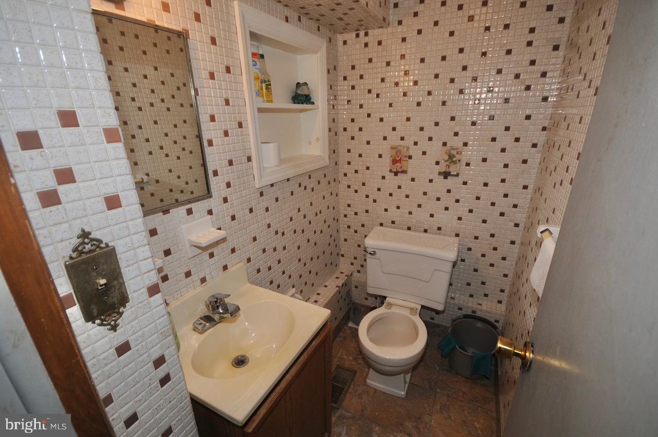 524 Hirsch Avenue Runnemede, NJ 08078 - Photo 19 of 34