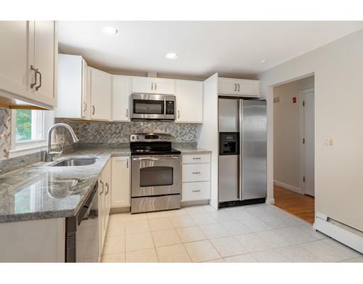 34 Smith Road Randolph, MA 02368 - Photo 9 of 31 Gallery Image 9