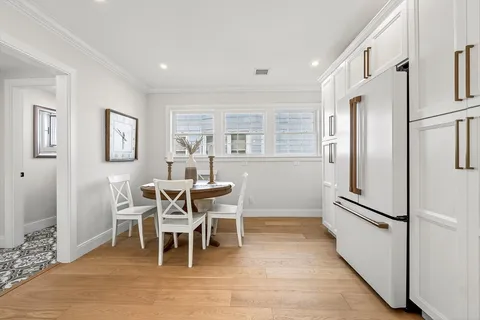 $989,900 | 1078 Main Street, Melrose, MA 02176