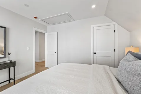 $989,900 | 1078 Main Street, Melrose, MA 02176