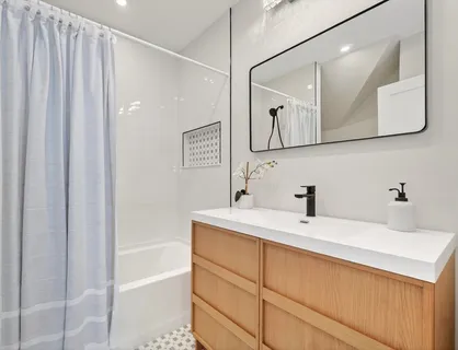 $989,900 | 1078 Main Street, Melrose, MA 02176